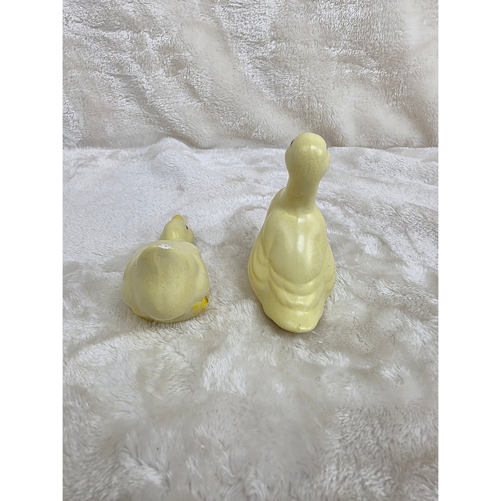 Retro Pair of Ceramic Yellow Goose Figurines Vintage Home Decor Collectible - Picture 3 of 8